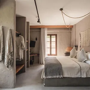 Gaia Hotel